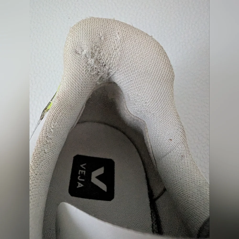 Veja V-10 Leather Sneakers Fluorescent yellow